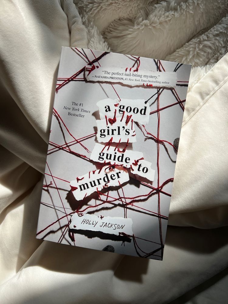 A Good Girl's Guide to Murder